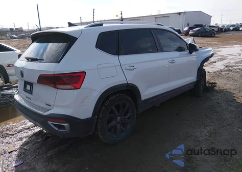 2022 Volkswagen Taos 1.5T Se z USA, uszkodzony, nr VIN 3VVLX7B20NM045171